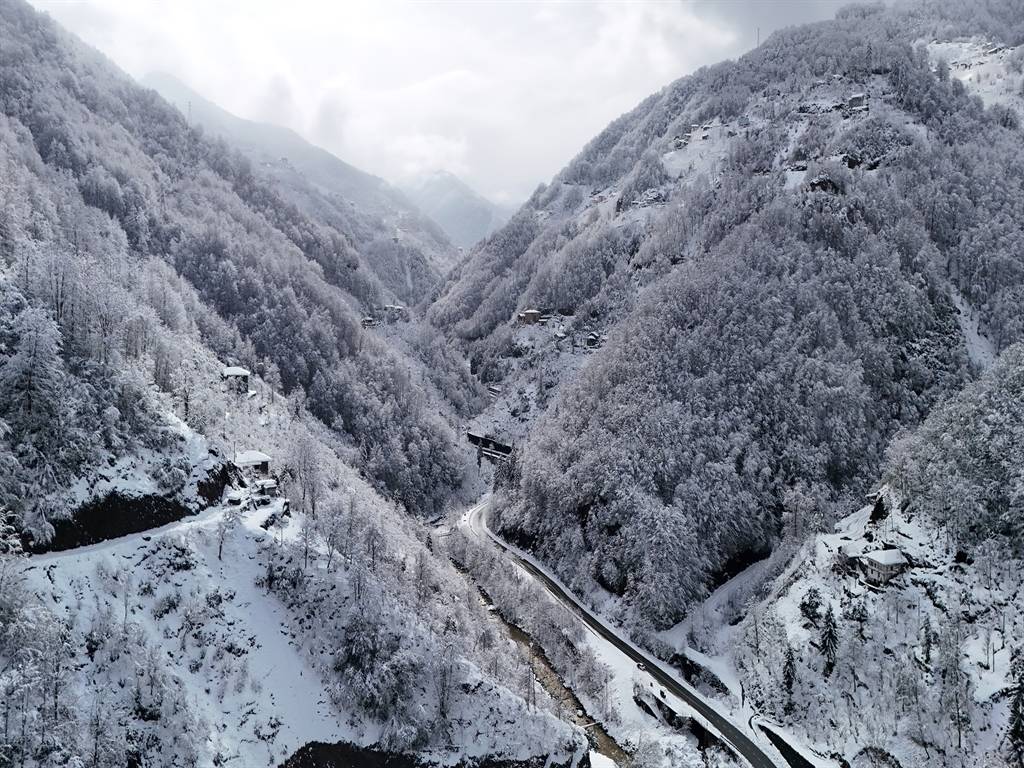 Bu yaylalar kışın bambaşka güzel 9